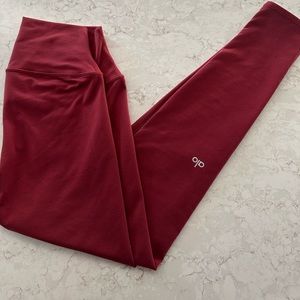 Alo AirBrush leggings Color:Limited edition Cranberry